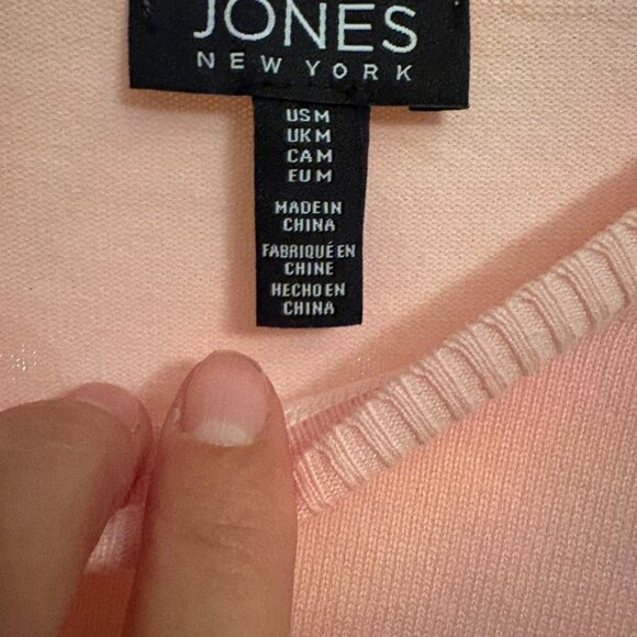 NWT Jones New York Pink Puffy Sleeve Lightweight Sweater. Size M (runs big) - Picture 4 of 10